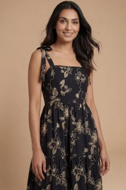 Robe Midi Petite À Bretelles Nouées Et Motif Floral Brodé Métallisé