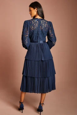 Coast Robe Midi Petite À Col V Avec Corsage En Dentelle À Manches Longues Et Jupe À Volants Étagés<Femme Robes Mi-Longues|Satin Et Dentelle