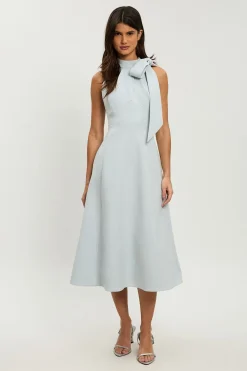 Robe Midi Petite À Jupe Ample Et Col Nœud Papillon En Tissu Compact Extensible