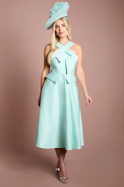 Robe Midi Petite Lisa Couleur Tan À Col Croisé En Satin Structuré Avec Détail Nœud