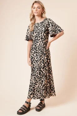 Robe Midi Petite Taille À Imprimé Léopard Et Manches Papillon