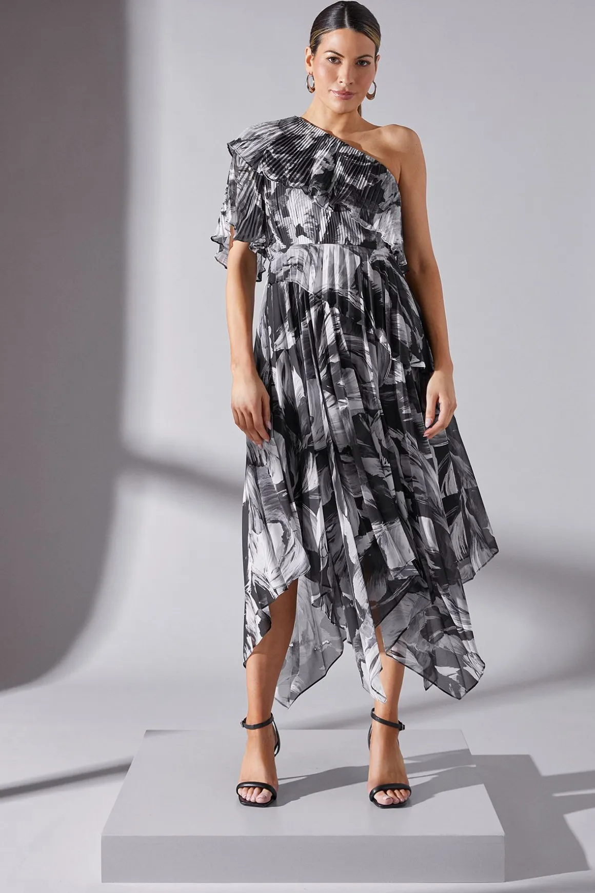 ROBE MIDI PLISSÉE ASYMÉTRIQUE IMPRIMÉE