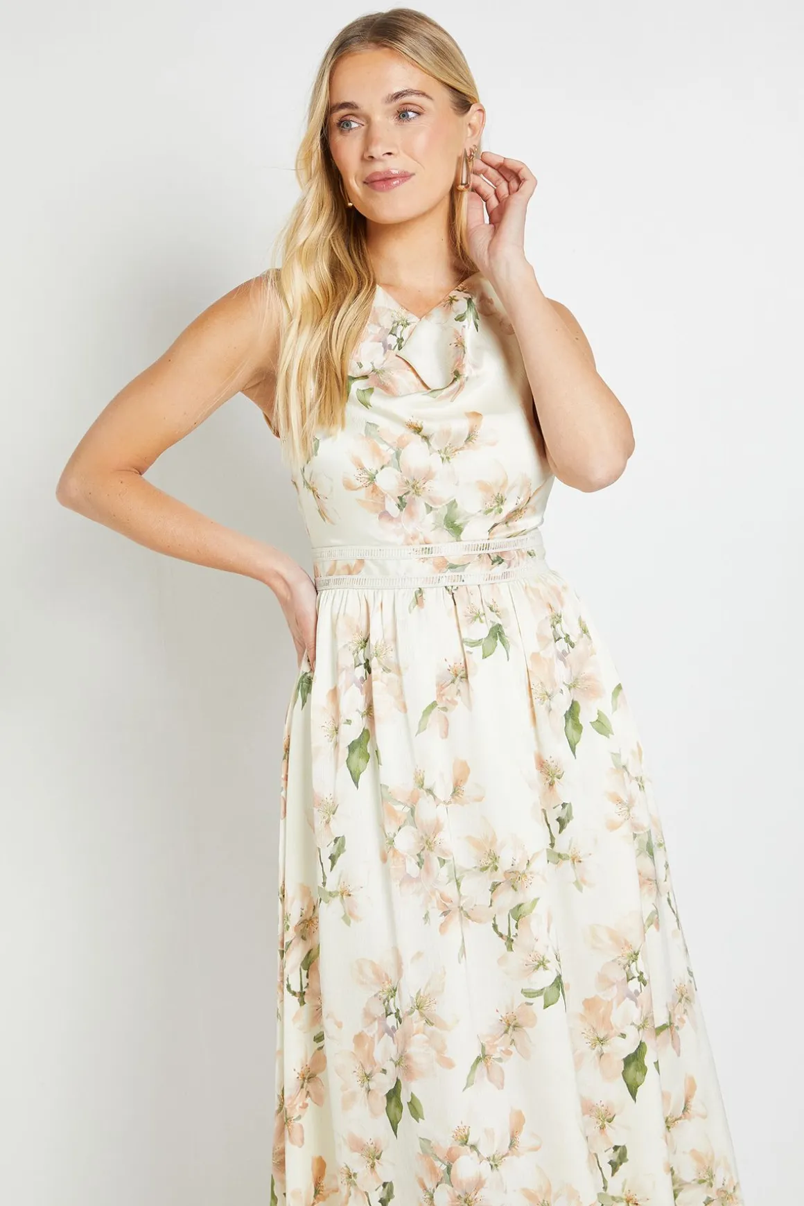Robe Midi Plissée À Col Bénitier En Crêpe Petite Taille