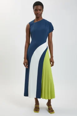 Robe Midi Plissée À Col Montant Et Blocs De Couleur Ajustée Douce Petite