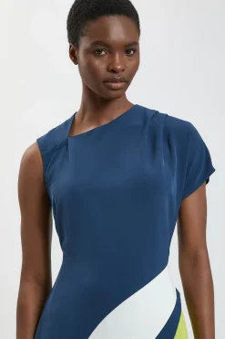 Robe Midi Plissée À Col Montant Et Blocs De Couleur Ajustée Douce Petite