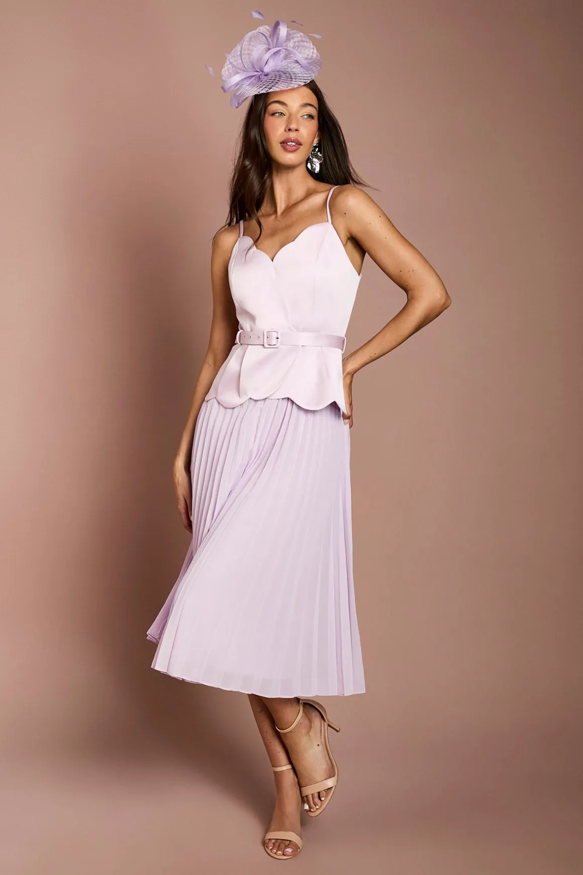 Robe Midi Plissée À Détail Festonné