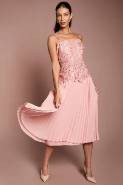 Coast Robe Midi Plissée En Satin Et Dentelle<Femme Robes Mi-Longues|Satin Et Dentelle