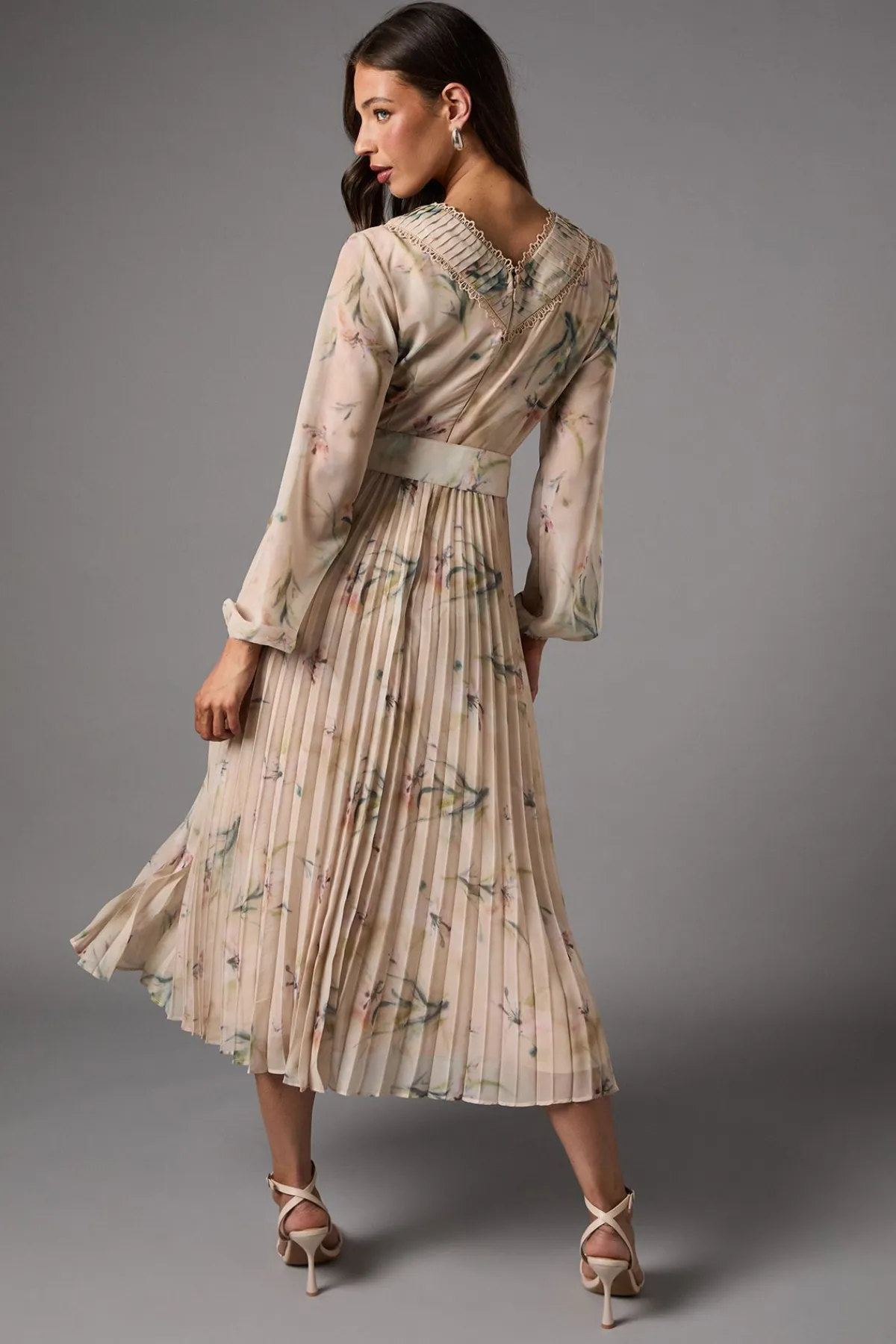 Coast Robe Midi Plissée à Manches Longues et Col V Avec Ceinture<Femme Robes Mi-Longues|Robes À Manches Longues