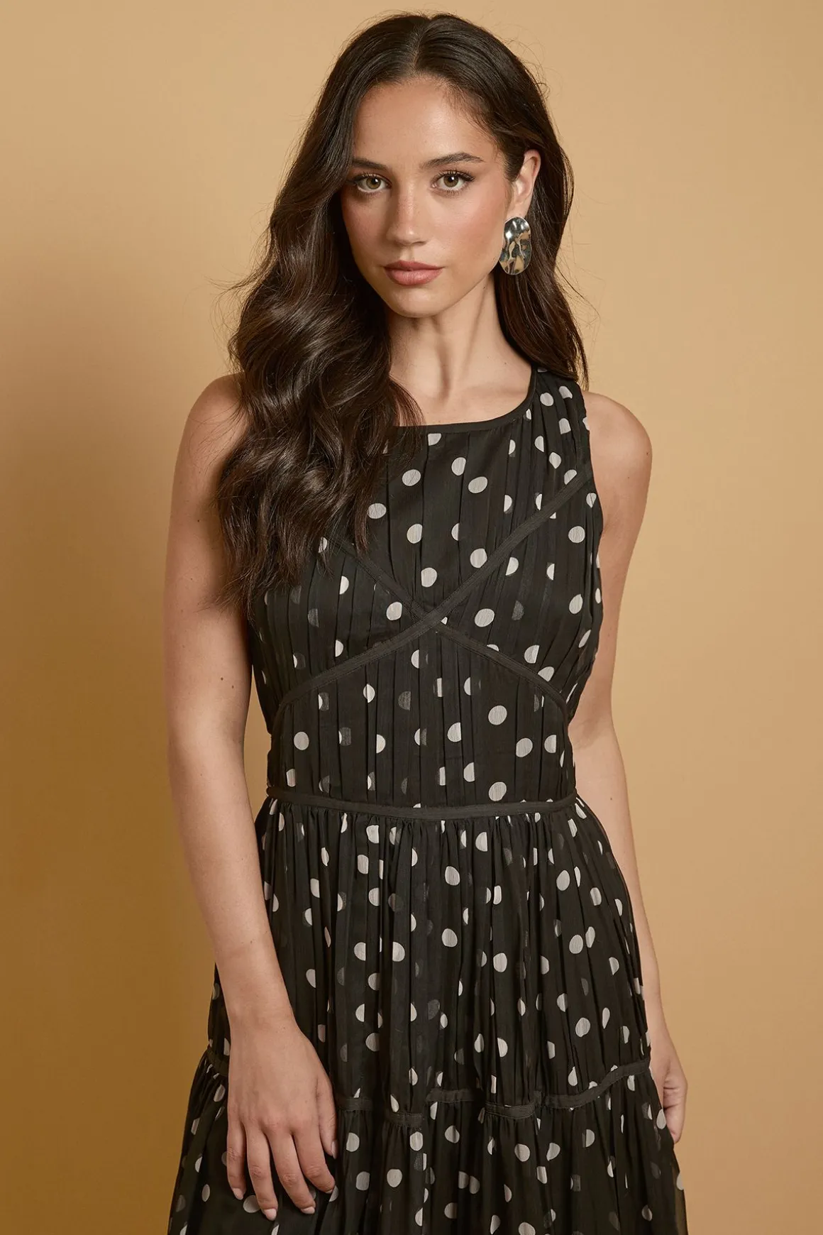 Robe Midi à Pois avec Passepoil Contrastant
