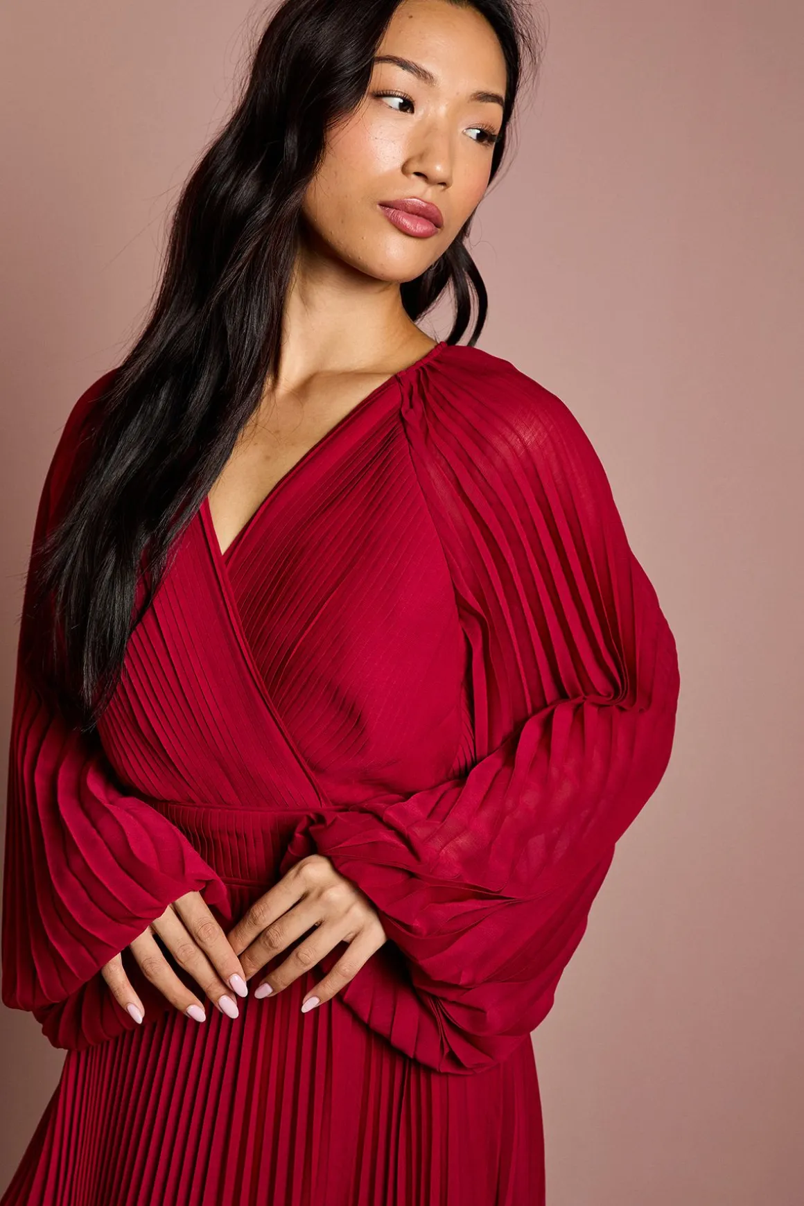 Robe Midi Portefeuille en Mousseline Plissée à Manches Longues