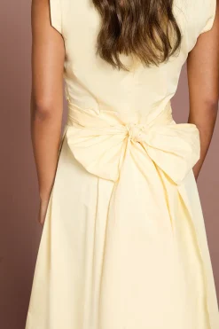 Robe Midi Portefeuille en Popeline à Taille Marquée avec Boutons Dorés
