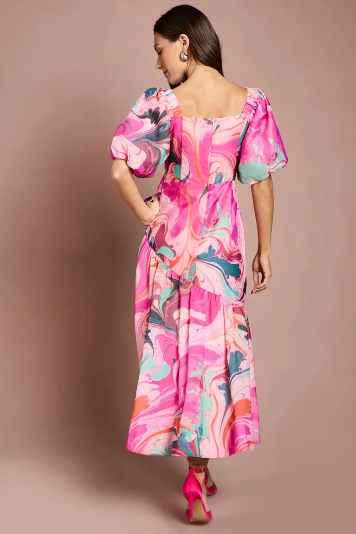 Robe Midi Portefeuille Imprimée À Manches Bouffantes Avec Ceinture