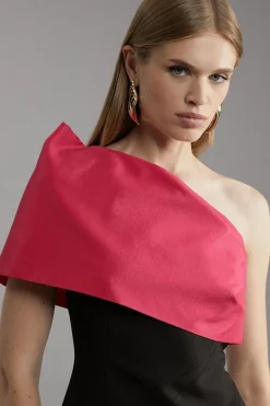 KarenMillen Robe midi pour grande taille, épurée et ajustée en taffetas à panneau unique sur une épaule<Femme Tailleurs|Robes Mi-Longues
