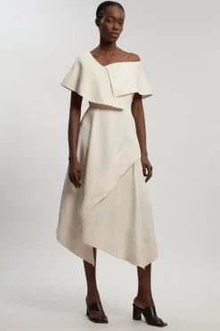 Robe Midi Premium En Viscose Lin À Col Asymétrique Et Jupe Ample Ajustée