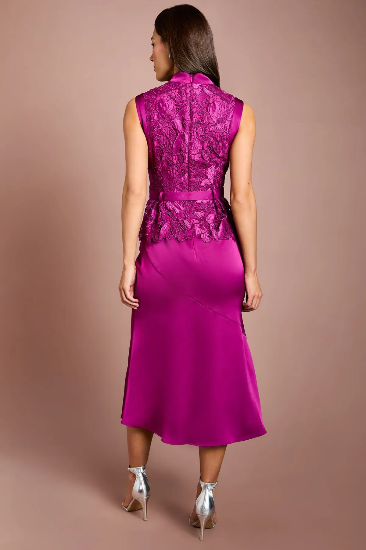 Coast Robe Midi Sans Manches Avec Corsage En Dentelle Et Jupe En Satin<Femme Robes Mi-Longues|Satin Et Dentelle