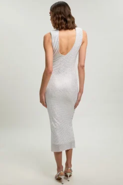 Robe Midi Sans Manches Avec Détails Froncés Et Ornements De Cristaux