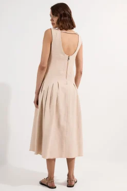Robe midi sans manches de printemps en tweed ajustée à jupe pleine