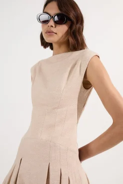 Robe midi sans manches de printemps en tweed ajustée à jupe pleine