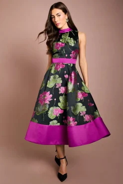 Robe Midi Sans Manches En Jacquard Avec Ceinture En Satin