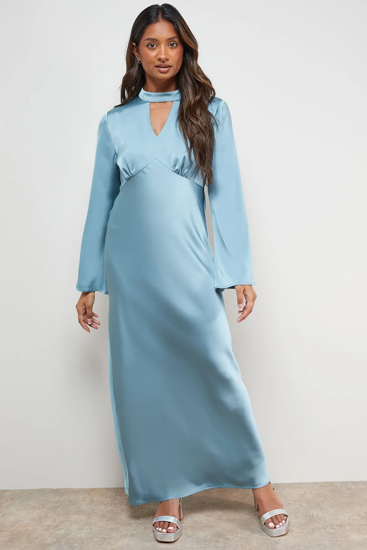 Oasis Robe Midi Satinée à Manches Évasées et Découpe Biais<Femme Robes Mi-Longues|Satin Et Dentelle