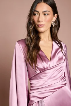 Robe Midi Satinée À Taille Cache-cœur Et Ourlet À Franges