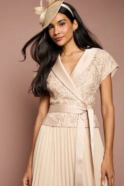 Coast Robe Midi Smoking à Plis avec Haut Cache-Cœur en Dentelle<Femme Robes Mi-Longues|Satin Et Dentelle