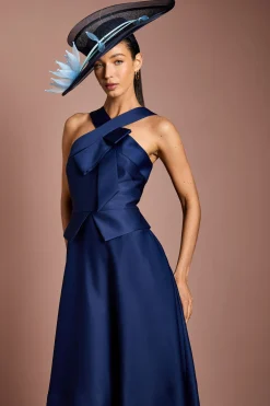 Coast Robe Midi Structurée En Satin Lisa Tan Avec Col Croisé Et Détail Nœud<Femme Robes Mi-Longues|Satin Et Dentelle