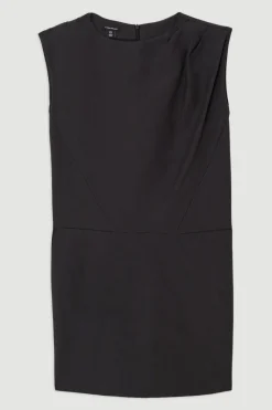 Robe midi sur mesure à plis, encolure et détail de poche