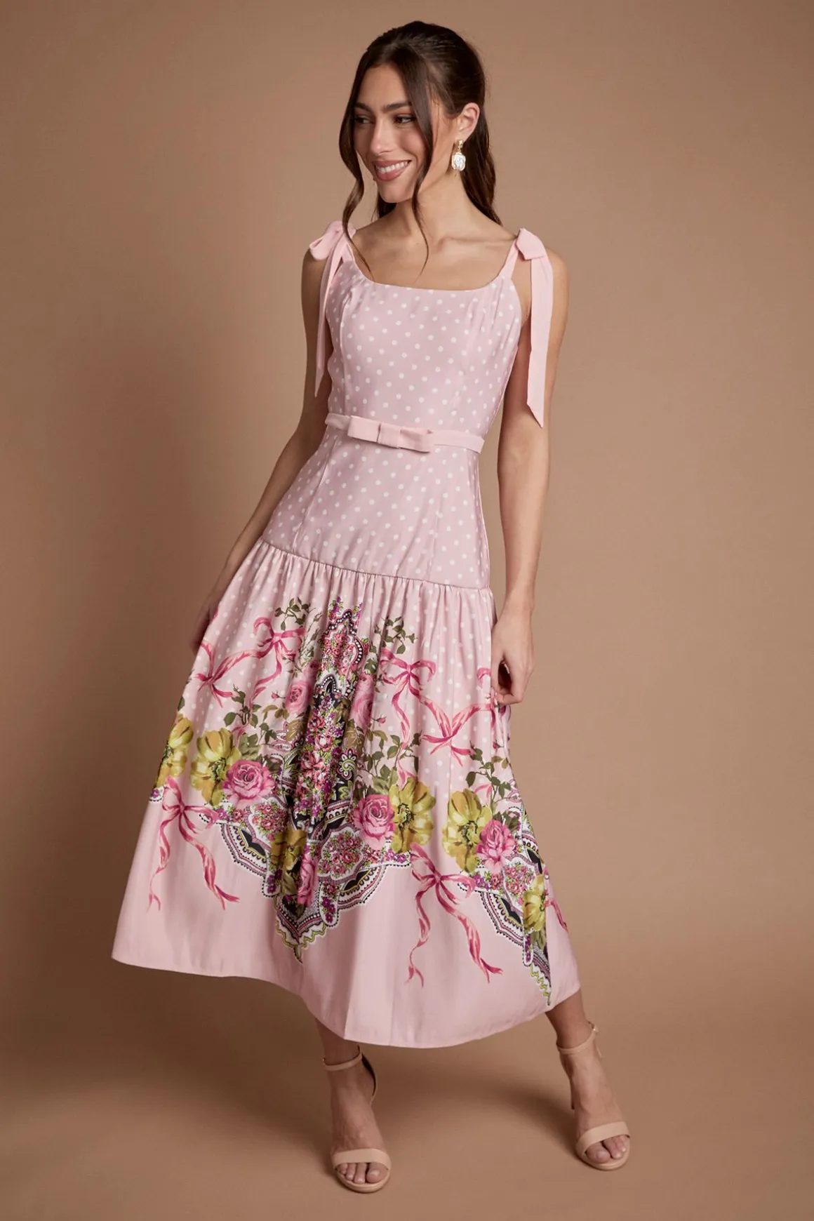 Robe Midi À Taille Basse Avec Détail Nœud