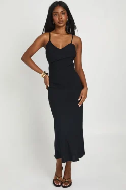 boohoo Robe Midi Texturée Tissée À Bretelles Avec Buste Drapé<Femme Toutes Les Robes|Robes Mi-Longues