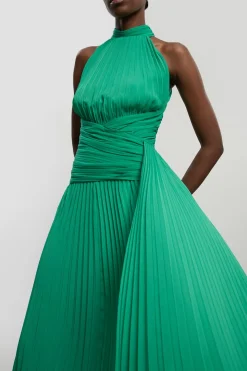 Robe Midi Tissée À Col Licou Avec Devant Plissé Torsadé