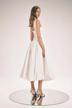 Robe Midi Tissée En Taffetas Avec Corsage Ajusté Et Jupe Bouffante