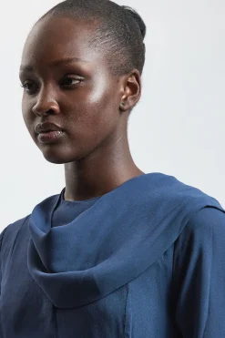 Robe Midi Tissée En Viscose Avec Détail Foulard