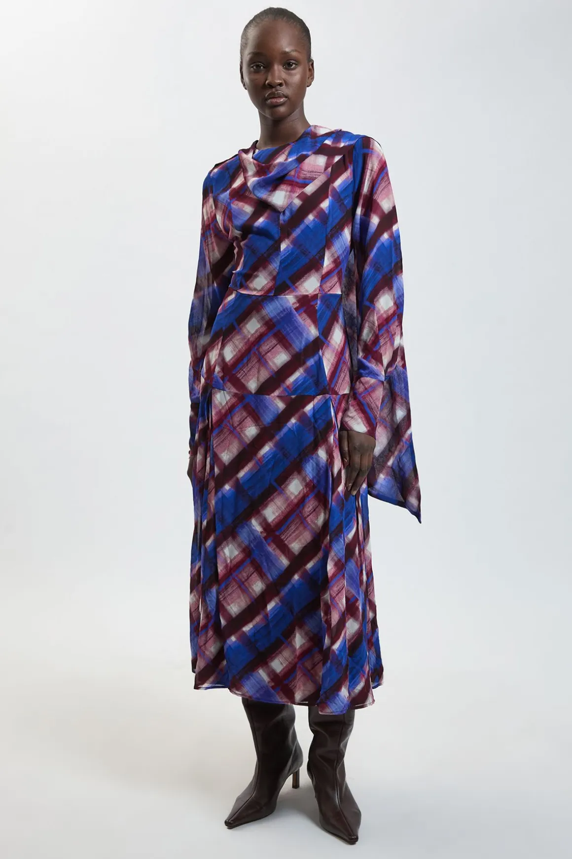 Robe Midi Tissée En Viscose À Imprimé Carreaux Avec Détail Foulard