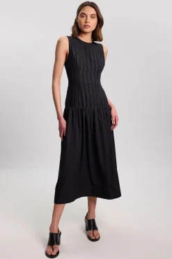 Robe Midi Tissée Texturée À Taille Basse Et Manches Longues