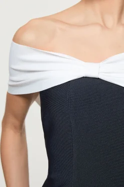 Robe Midi Tricotée à Bandeau avec Détails Contrastants