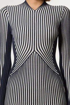 Robe Midi Tricotée à Manches Longues Ajustée à Rayures