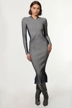 Robe Midi Tricotée à Manches Longues Ajustée à Rayures