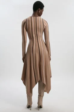 Robe Midi Tricot à Ourlet Asymétrique en Mélange Viscose à Rayures