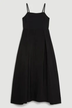 Robe midi évasée ajustée en viscose polie