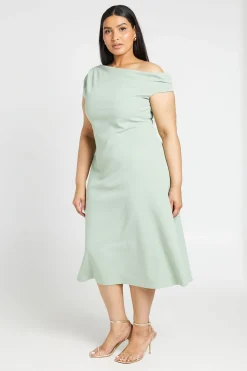 Robe Midi Évasée Asymétrique En Crêpe Grande Taille