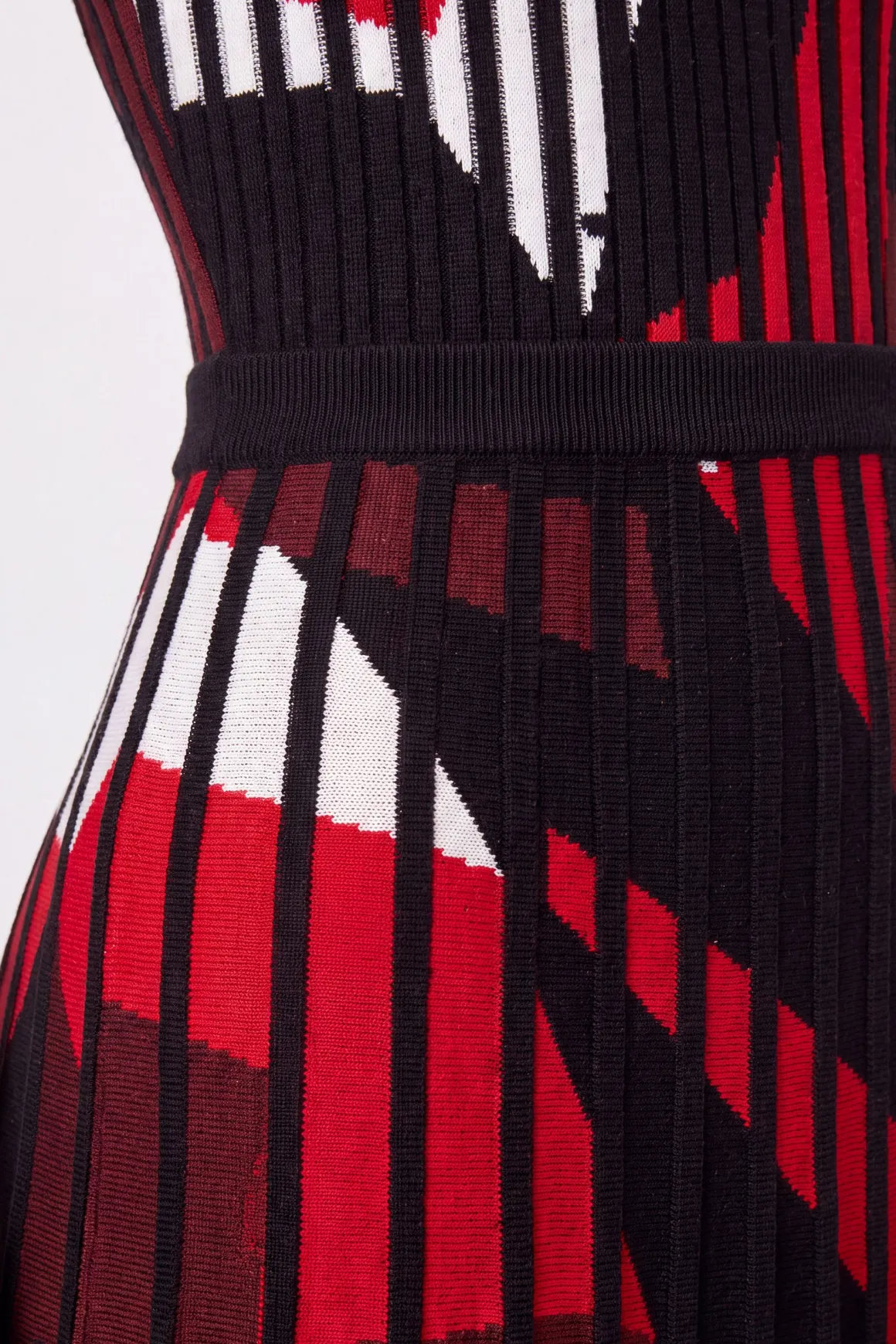 Robe Midi Évasée en Maille Jacquard Zèbre Petite Taille