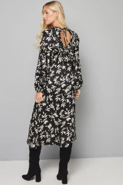 ROBE MIDI À VOLANTS EN JACQUARD SATINÉ FLORAL PETITE TAILLE