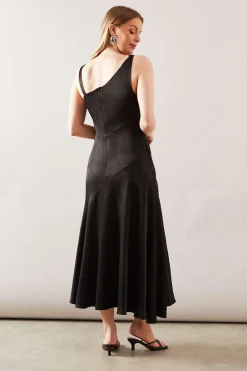 Robe Mi-Longue Asymétrique en Satin