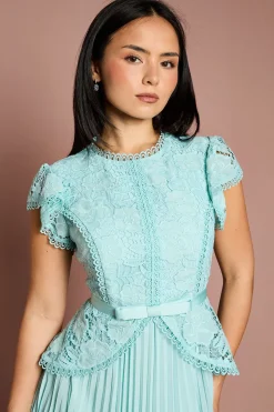 Robe Mi-Longue à Basque avec Corsage en Dentelle Petite Taille