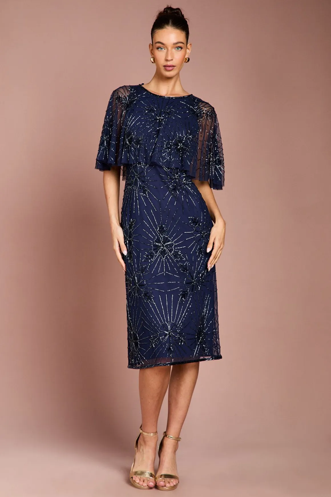 Robe Mi-Longue à Cape Ornée de Motifs Floraux