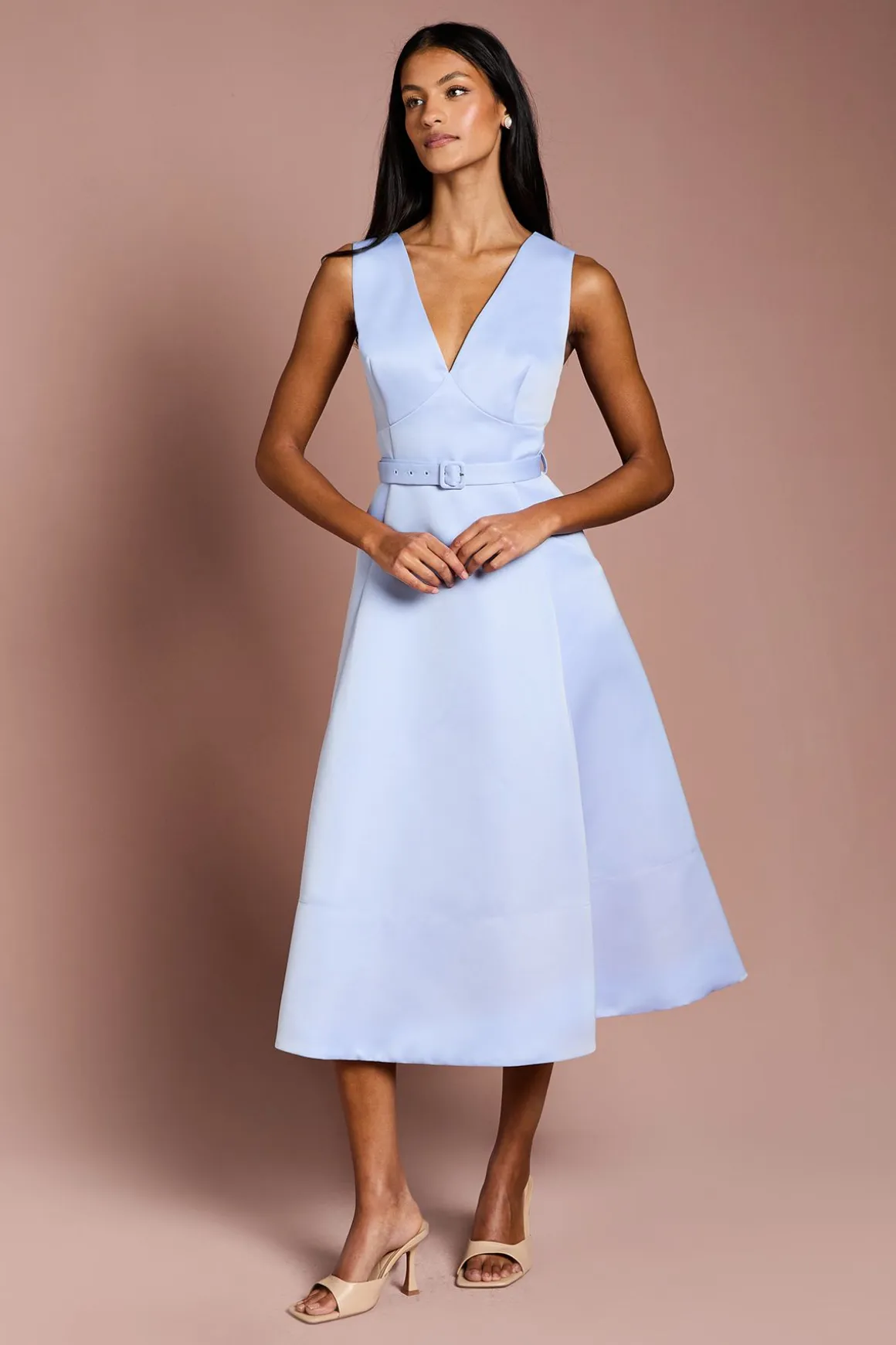 Robe Mi-Longue Cintrée en Satin avec Ceinture et Col V - Taille Petite