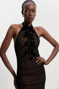 Robe Mi-Longue à Col Halter en Résille avec Détails de Nœuds en Velours