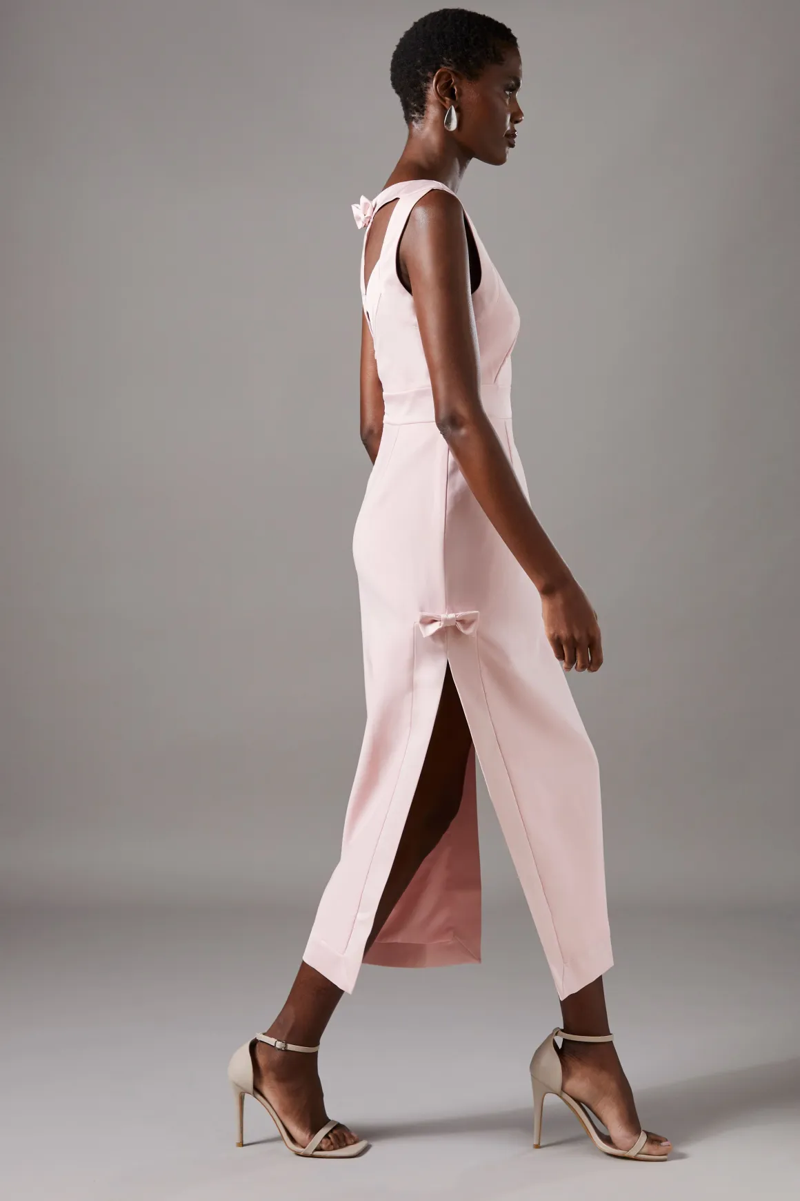 Robe Mi-Longue Col Rond avec Détail Nœud