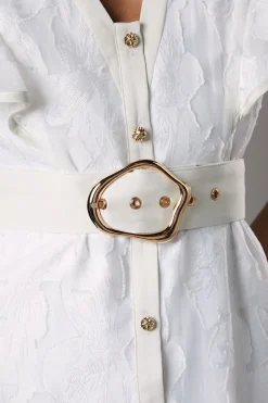 Robe Mi-Longue à Col V en Organza Jacquard Boutonnée